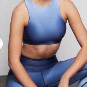 GOOD AMERICAN GA Empower ombré blue sports bra racerback mesh back